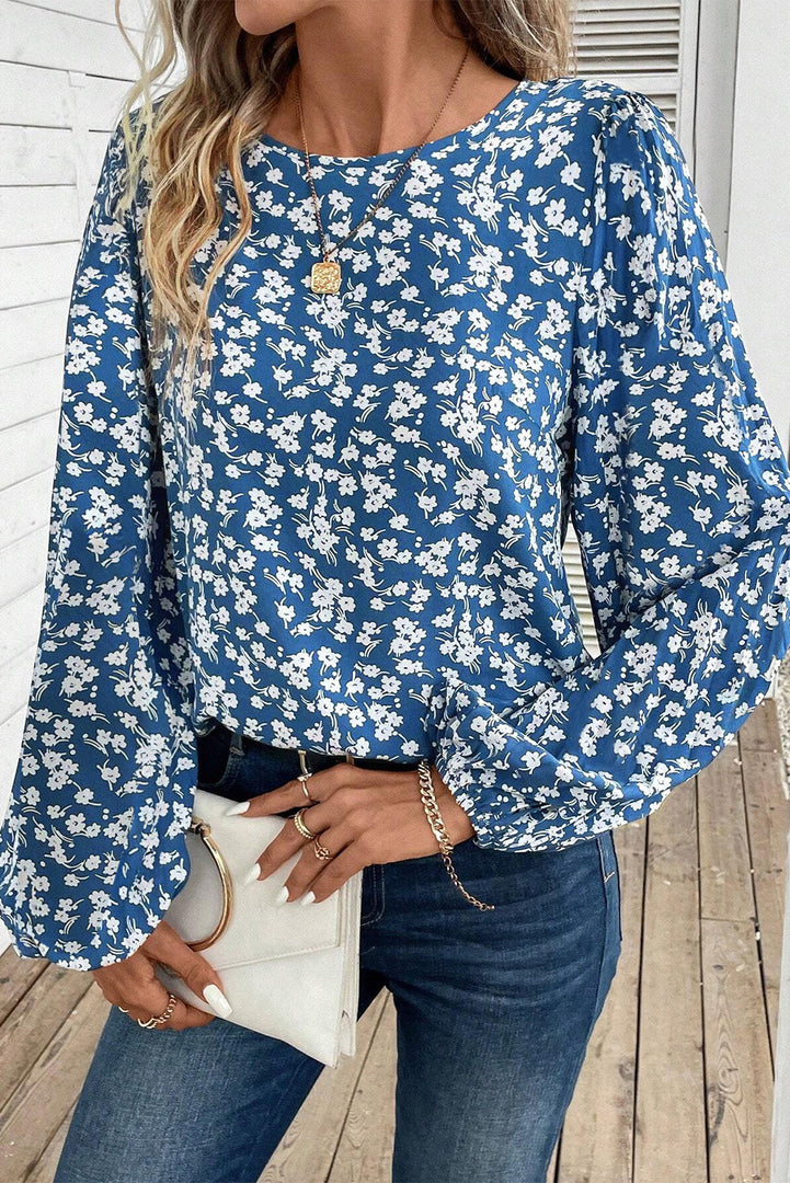 Blusa azul floral