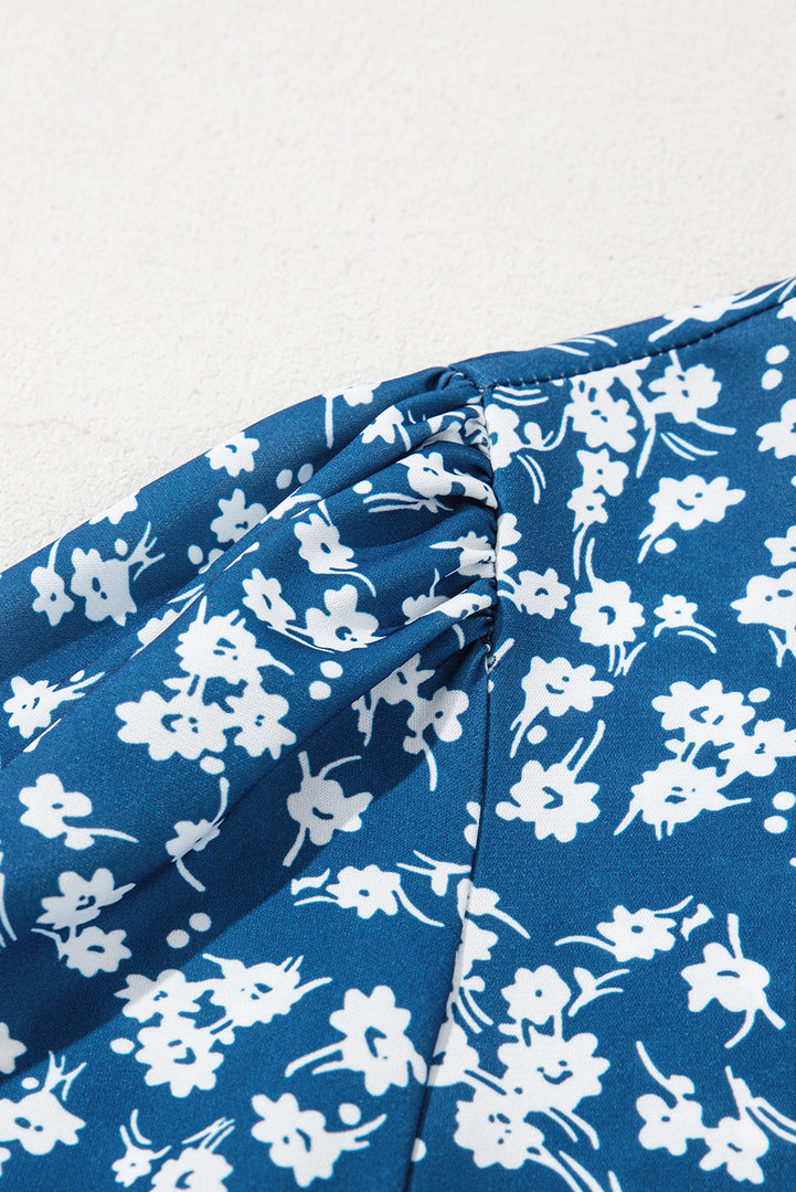 Blusa azul floral