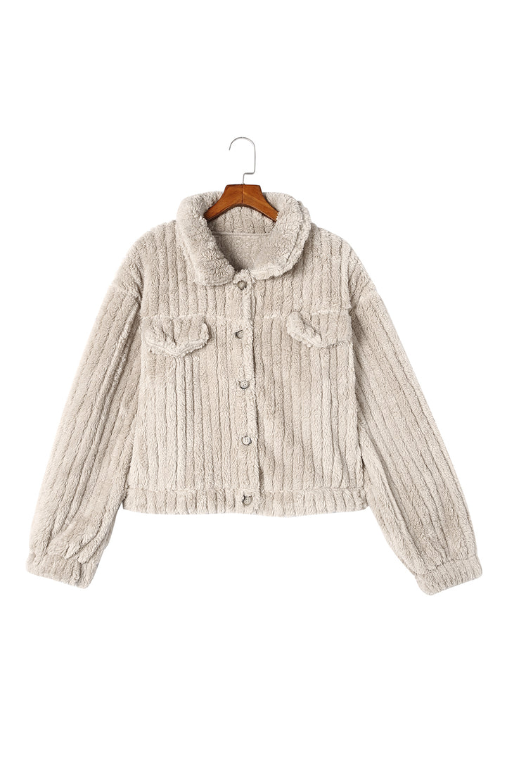 Chaqueta beige con botones